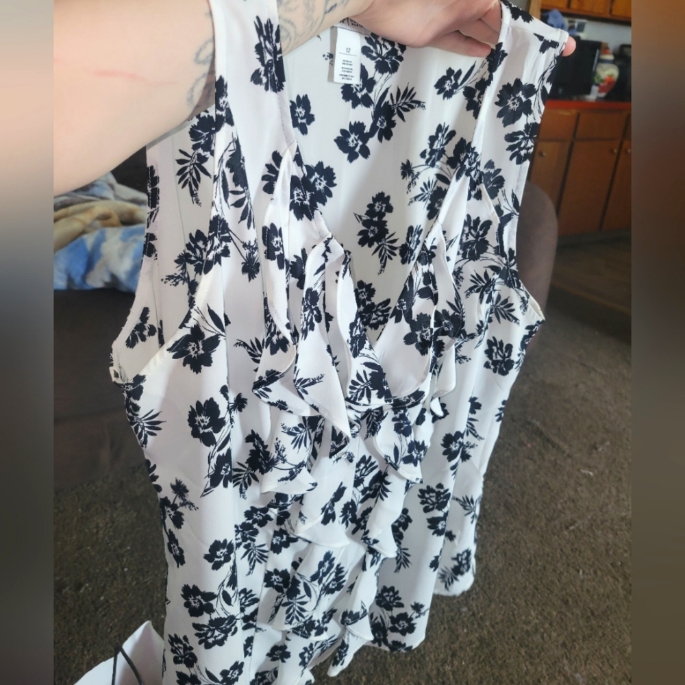 Floral TANK Top